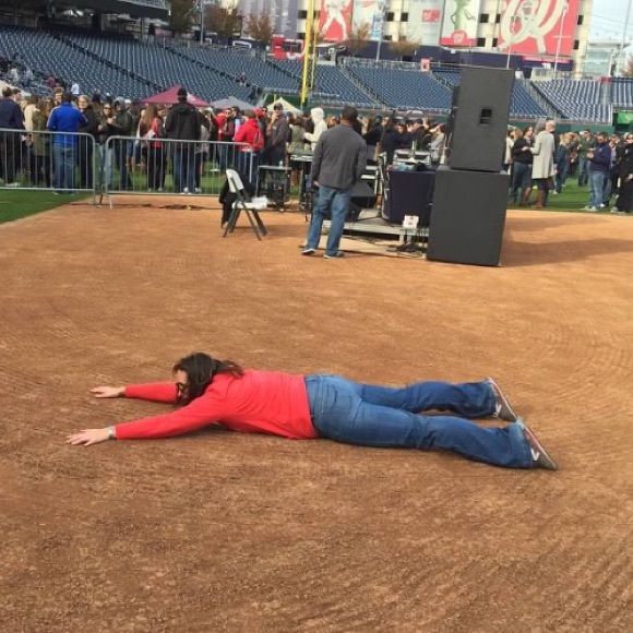 Hi! I’m Nicole and I’m a shopaholic... - Picture 3 of 8